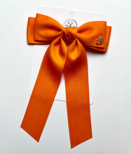 Load image into Gallery viewer, Crayola Ceci Satin Bows