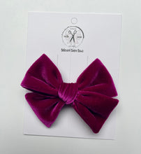 Load image into Gallery viewer, Magenta Velvet Bows