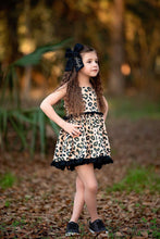 Load image into Gallery viewer, *4 Week TAT* Black Linen Name Bows