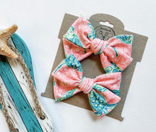 Load image into Gallery viewer, *SALE* Turtles Bows