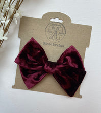 Load image into Gallery viewer, Dark Burgundy Velvet Bows
