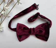 Load image into Gallery viewer, Dark Burgundy Velvet Bows
