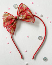 Load image into Gallery viewer, Sangria Floral Beloveds