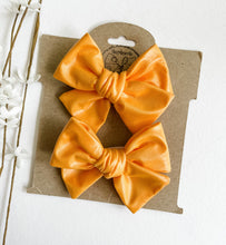 Load image into Gallery viewer, Summer Swim Bows