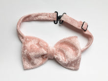 Load image into Gallery viewer, *SALE* Sweet Peach Velvet Bows