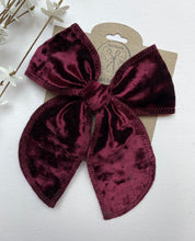 Load image into Gallery viewer, Dark Burgundy Velvet Bows
