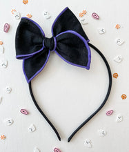 Load image into Gallery viewer, Purple Trimmed Black Beloveds