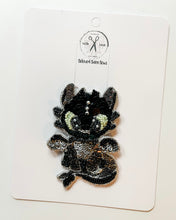 Load image into Gallery viewer, *PREORDER* How To Train Your Dragon Beaded Clips