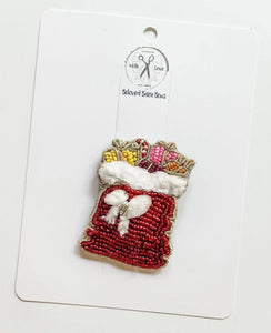 *PREORDER* Santa’s Gift Sack Beaded Clips