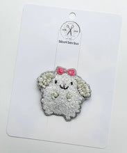 Load image into Gallery viewer, *PREORDER* Pompompurin &amp; Macaroon Beaded Clips