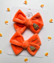 Load image into Gallery viewer, *PREORDER* Candycorn Velvets