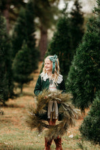 Load image into Gallery viewer, Dusty Spruce Pearl Ceci