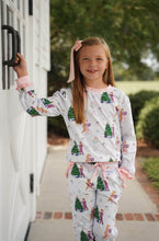 Load image into Gallery viewer, *PREORDER* Christmas Morning Princesses on Pink Ceci