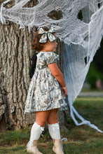 Load image into Gallery viewer, *PREORDER* Ravens &amp; Skeletons Bows &amp; Lace