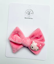 Load image into Gallery viewer, Hello Kitty Velvet Bows