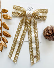 Load image into Gallery viewer, BUNDLE Wine Ceci + 2 Gwenna Bows