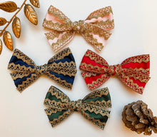 Load image into Gallery viewer, Holiday Gwenna Handtied Bows