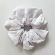 Load image into Gallery viewer, Valentine’s Oversized Scrunchies