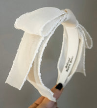 Load image into Gallery viewer, Blair Ivory Lace Headband