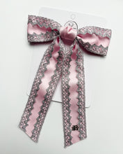 Load image into Gallery viewer, Spring Gwennas Vintage Style