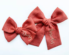 Load image into Gallery viewer, *4 Week TAT* Ginger Linen Name Bows