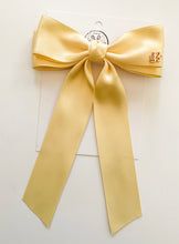 Load image into Gallery viewer, Daffodil Satin Ceci