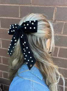 Black Pearl Kara Bow