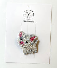 Load image into Gallery viewer, *PREORDER* Pua Beaded Clips