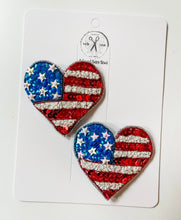 Load image into Gallery viewer, USA Flag Heart Beaded Clips