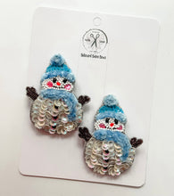 Load image into Gallery viewer, Snowman Beaded Clips