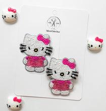Load image into Gallery viewer, *PREORDER* Hello Valentine Kitty Beaded Clips