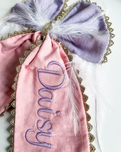 Load image into Gallery viewer, *PREORDER* Feathered Friends Reversible Bow