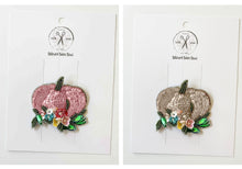 Load image into Gallery viewer, *PREORDER* Pumpkin Clips