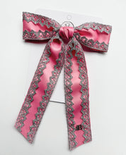 Load image into Gallery viewer, Spring Gwennas Vintage Style