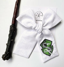 Load image into Gallery viewer, Harry Potter Embroidered Bows