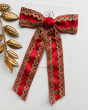 Load image into Gallery viewer, Holiday Gwenna Bows Vintage Style