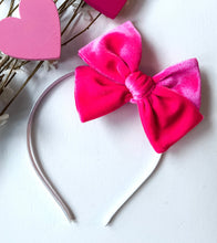 Load image into Gallery viewer, Hot Pink Handtied Velvets