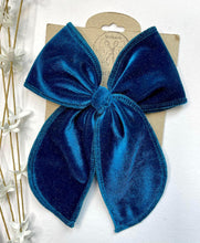 Load image into Gallery viewer, Dark Turquoise Velvet Kali