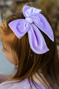 Bright Lilac Velvet Handtied Bow
