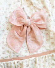Load image into Gallery viewer, Sweet Peach Velvet Bows