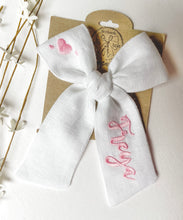 Load image into Gallery viewer, *4 WEEK TAT* Sweet White Linen Name Bows
