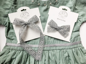 Silver Vintage Lace Bows