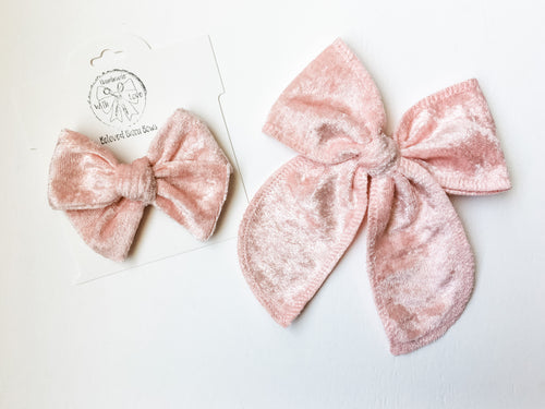 Sweet Peach Velvet Bows