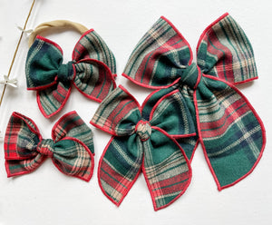 Holly Berry Beloved Bows
