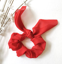 Load image into Gallery viewer, Red and White Chiffon Bow Scrunchies