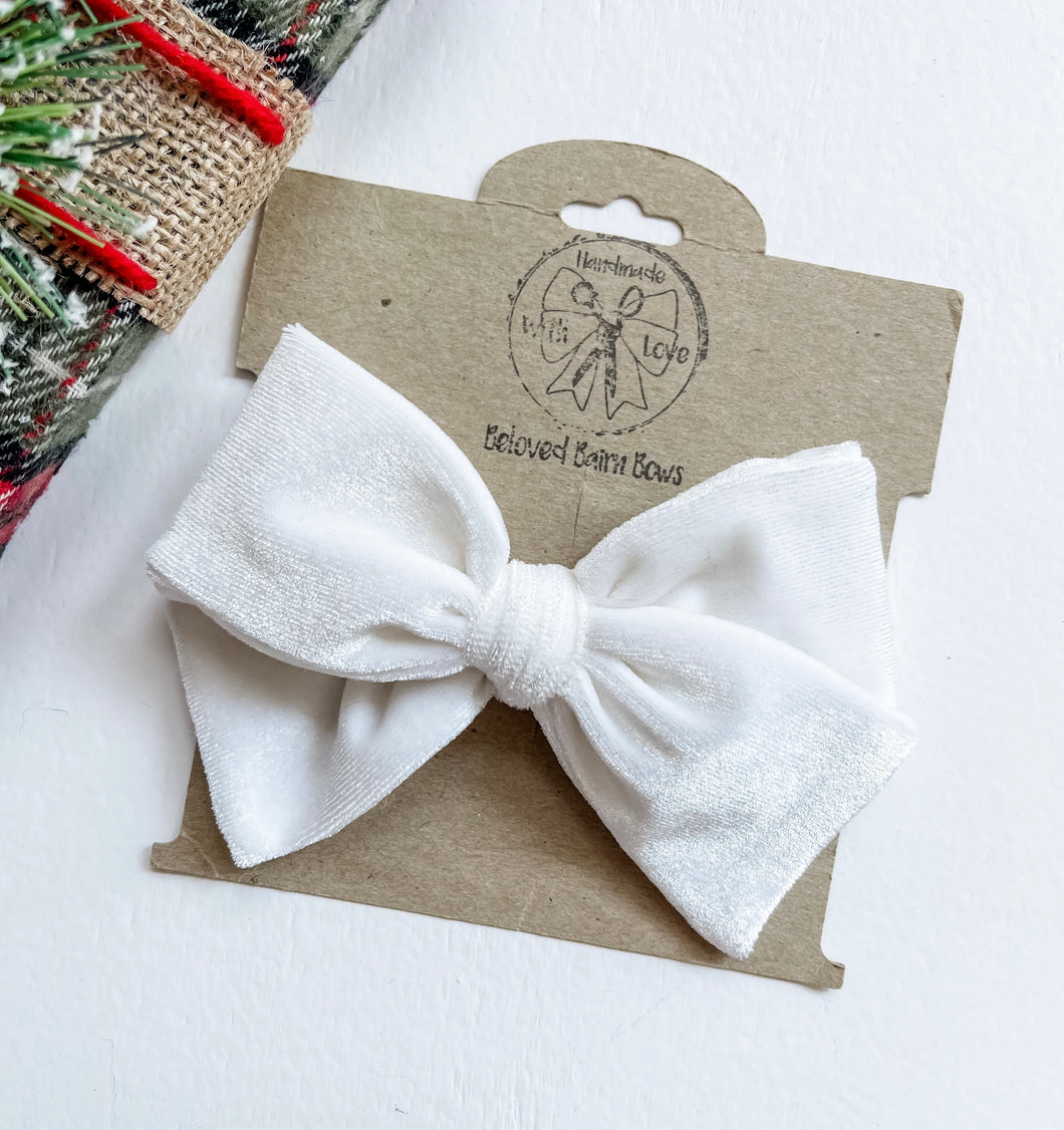 Ivory Handtied Velvet Bows