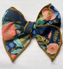 Load image into Gallery viewer, Floral Vines Beloved Bows and Headbands