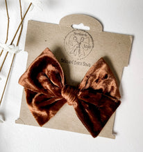 Load image into Gallery viewer, Chocolate Brown Velvet Bows
