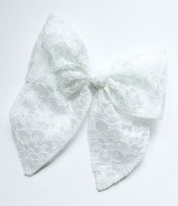 White Lace “Kali” and Handtied Bows