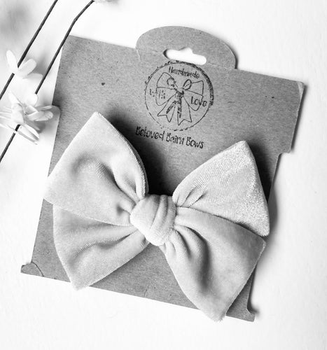 Velvet Handtied Subscription